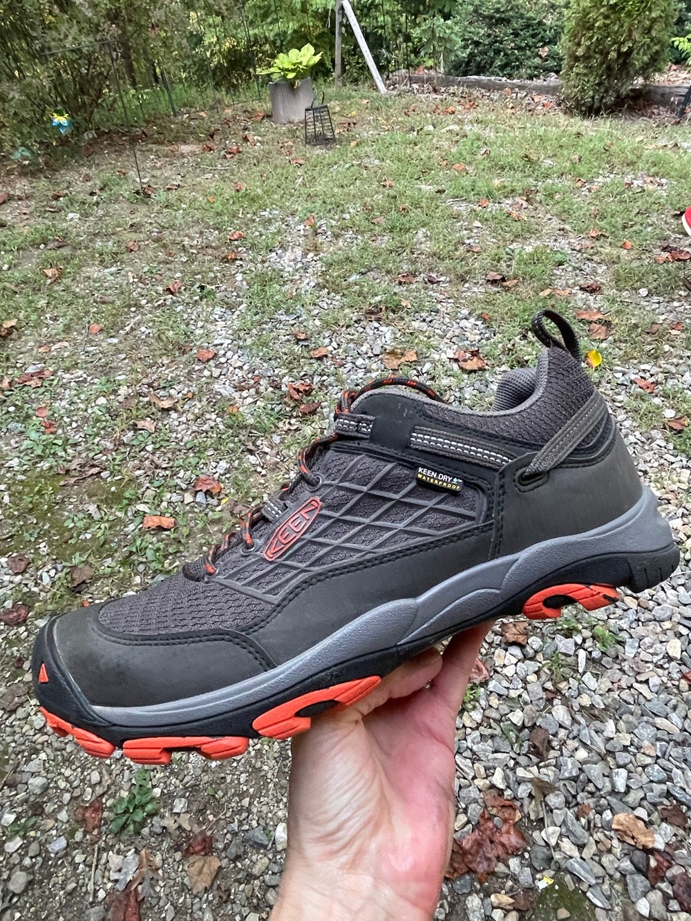 KEEN Saltzman WP Hiking Shoes Size 10.5 Men’s